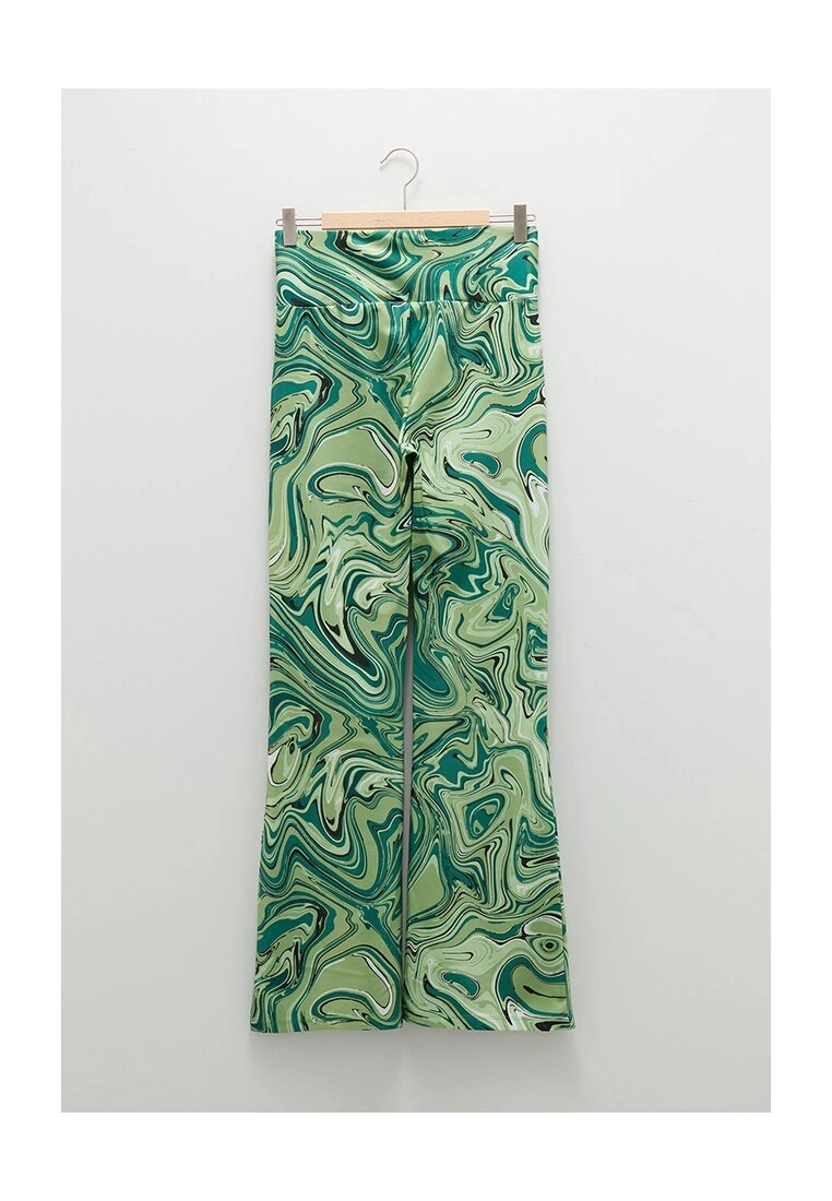 LC WAIKIKI Skinny Fit Patterned Women's Trousers 8 LC WAIKIKI Skinny Fit Patterned Women's Trousers - Image 6