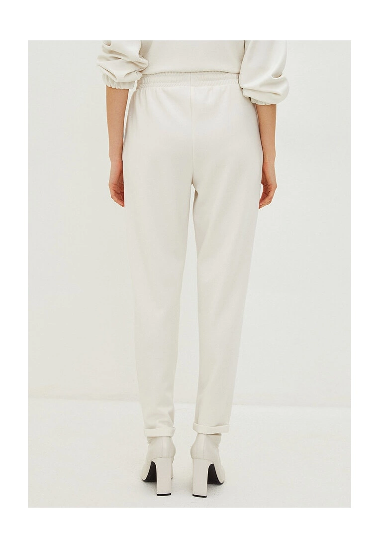 LC WAIKIKI Elastic Waist Plain Sweatpants 4 LC WAIKIKI Elastic Waist Plain Sweatpants - Image 2