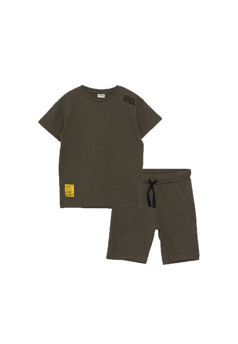 LC WAIKIKI Crew Neck Printed Boys T-Shirt And Shorts 3 LC WAIKIKI Crew Neck Printed Boys T-Shirt And Shorts