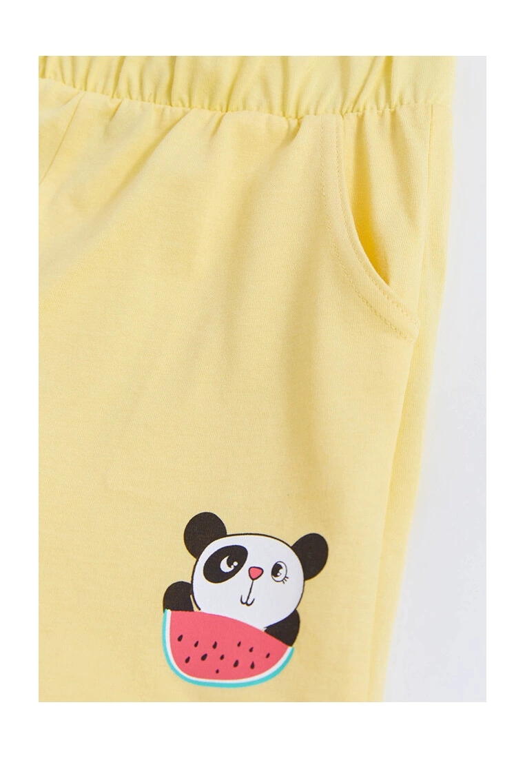 LC WAIKIKI Elastic Waist Printed Girl's Shorts 5 LC WAIKIKI Elastic Waist Printed Girl's Shorts - Image 3