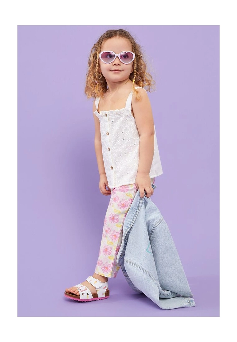 LC WAIKIKI Square Collar Suspended Baby Girl Blouse And Trousers 2-Pack Set 6 LC WAIKIKI Square Collar Suspended Baby Girl Blouse And Trousers 2-Pack Set - Image 4