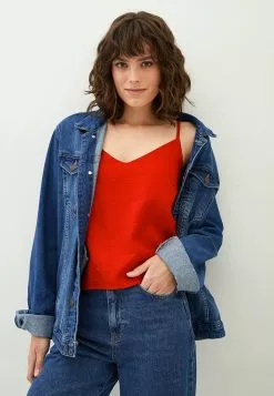 LC WAIKIKI V-Neck Straight Cami Top