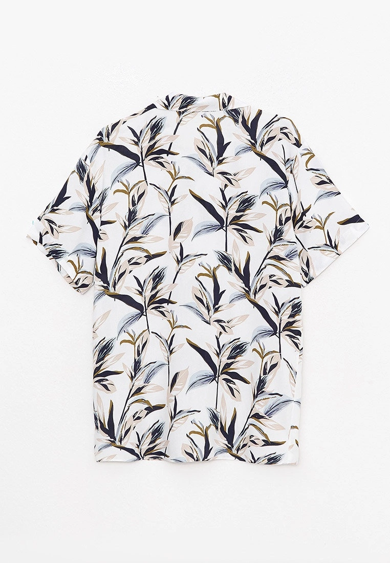 LC WAIKIKI Comfortable Fit Resort Collar Short Sleeve Patterned Men's Shirt 9 LC WAIKIKI Comfortable Fit Resort Collar Short Sleeve Patterned Men's Shirt - Image 7