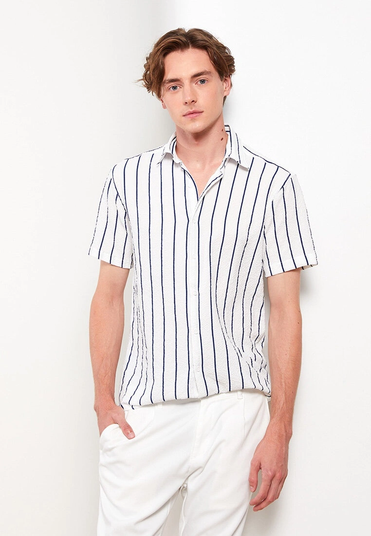 LC WAIKIKI Comfortable Fit Short Sleeve Striped Men's Shirt 4 LC WAIKIKI Comfortable Fit Short Sleeve Striped Men's Shirt - Image 2