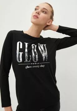 LC WAIKIKI Crew Neck Letter Printed Long Sleeve Women's T-Shirt