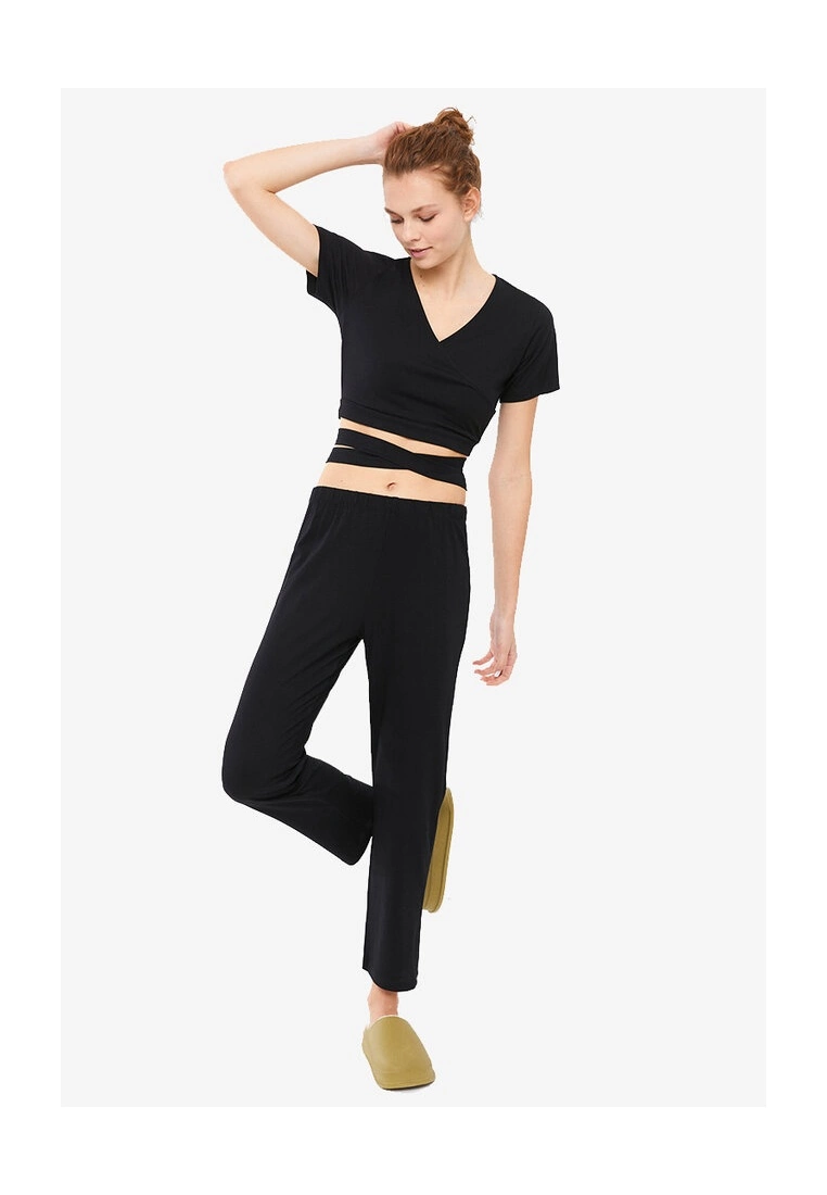 LC WAIKIKI Straight Pajamas Set 3 LC WAIKIKI Straight Pajamas Set