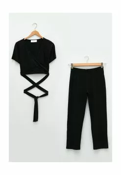 LC WAIKIKI Straight Pajamas Set 11 LC WAIKIKI Straight Pajamas Set -LC WAIKIKI popular shop lc waikiki 4811 4432516 5