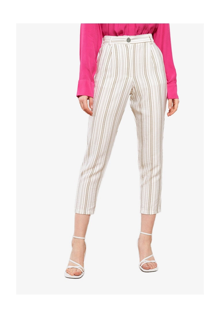 LC WAIKIKI Comfortable Fit Linen Trousers 3 LC WAIKIKI Comfortable Fit Linen Trousers