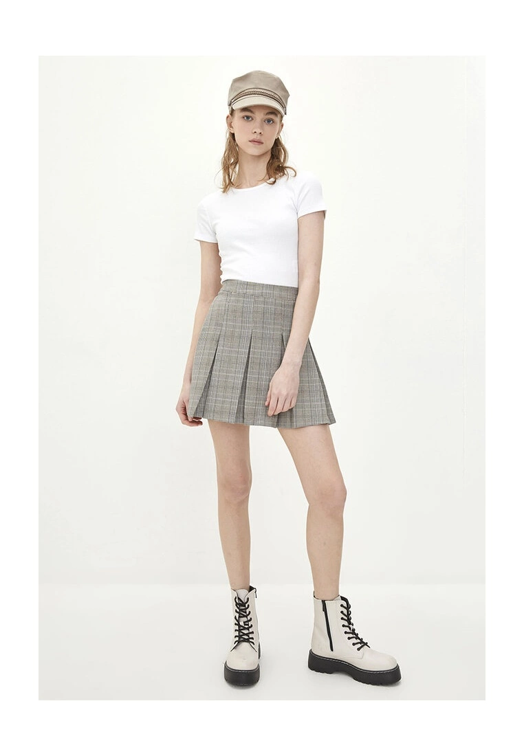 LC WAIKIKI Straight Cotton Women's T-Shirt 6 LC WAIKIKI Straight Cotton Women's T-Shirt - Image 4