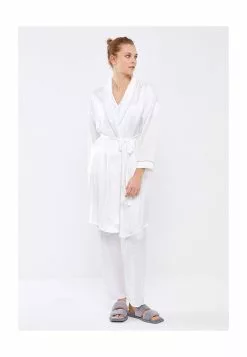 LC WAIKIKI Long Sleeve Satin Dressing Gown -LC WAIKIKI popular shop lc waikiki 4828 4303216 4