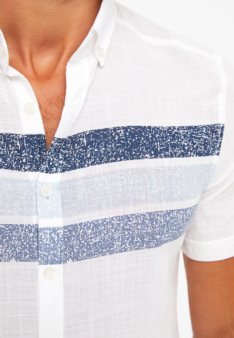 LC WAIKIKI Regular Fit Short Sleeve Striped Poplin Men's Shirt 7 LC WAIKIKI Regular Fit Short Sleeve Striped Poplin Men's Shirt - Image 5