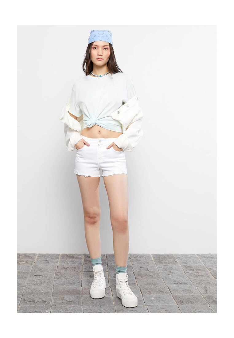 LC WAIKIKI Message Printed Front Women's T-Shirt 6 LC WAIKIKI Message Printed Front Women's T-Shirt - Image 4