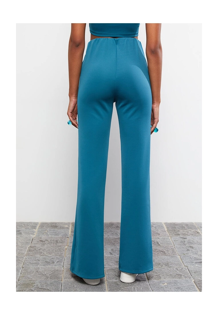 LC WAIKIKI Comfortable Fit Trousers 4 LC WAIKIKI Comfortable Fit Trousers - Image 2