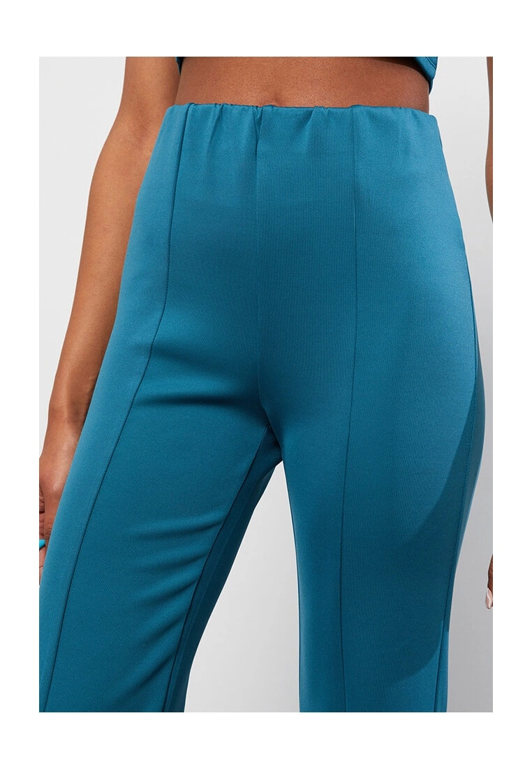 LC WAIKIKI Comfortable Fit Trousers 5 LC WAIKIKI Comfortable Fit Trousers - Image 3