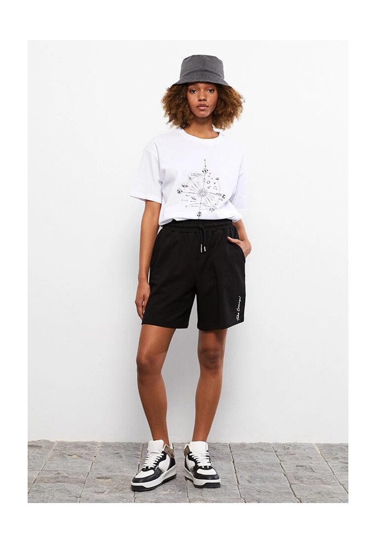 LC WAIKIKI Short Sleeves Astronomy Women T-Shirt 6 LC WAIKIKI Short Sleeves Astronomy Women T-Shirt - Image 4