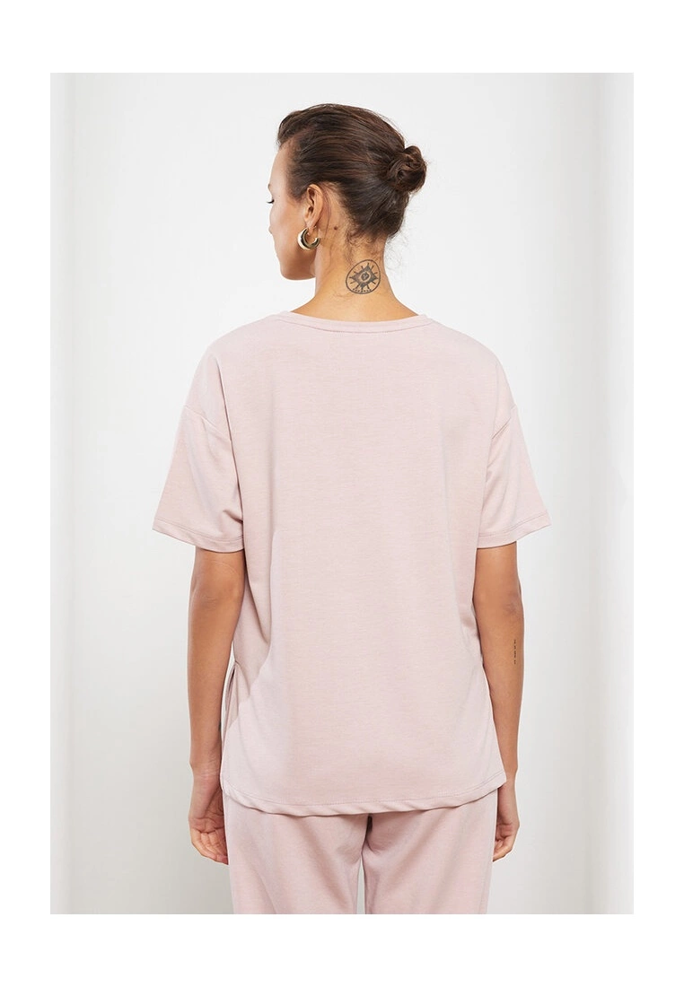 LC WAIKIKI Straight T-Shirt 4 LC WAIKIKI Straight T-Shirt - Image 2