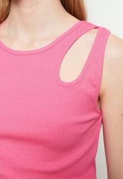 LC WAIKIKI Straight Sleeveless Women Singlet -LC WAIKIKI popular shop lc waikiki 5095 3893226 3