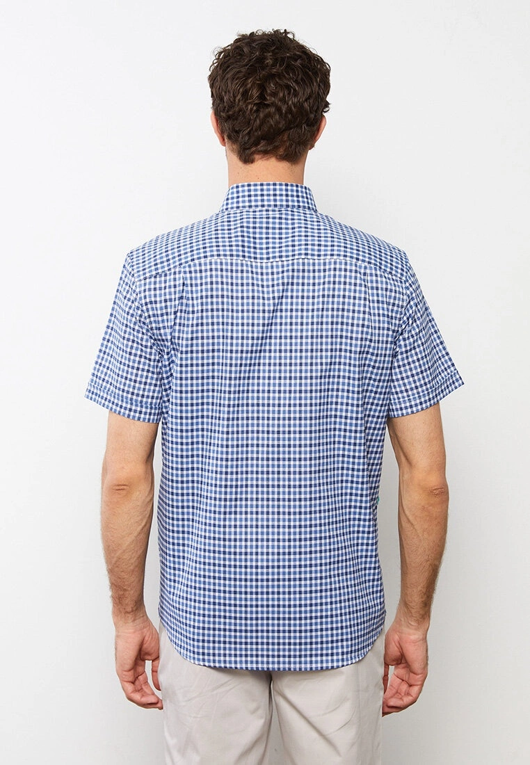 LC WAIKIKI Regular Fit Short Sleeve Plaid Oxford Men's Shirt 6 LC WAIKIKI Regular Fit Short Sleeve Plaid Oxford Men's Shirt - Image 4