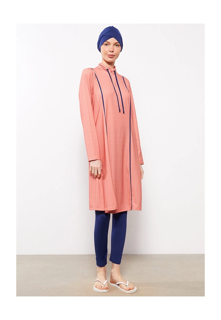 LC WAIKIKI Women's Hijab Swimsuit Set 6 LC WAIKIKI Women's Hijab Swimsuit Set - Image 4