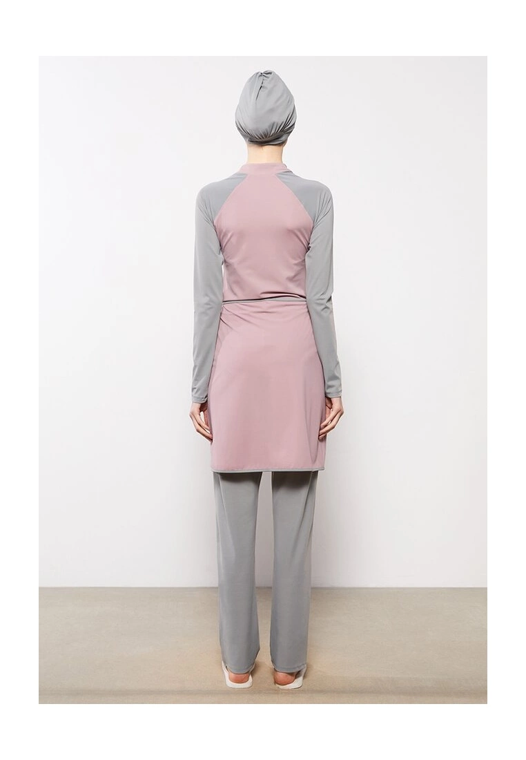 LC WAIKIKI Color Block Women Hijab Swimsuit Set 4 LC WAIKIKI Color Block Women Hijab Swimsuit Set - Image 2