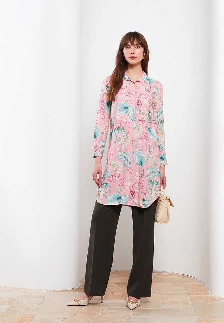 LC WAIKIKI Long Sleeve Viscose Women's Tunic With Shirt Collar Pattern 3 LC WAIKIKI Long Sleeve Viscose Women's Tunic With Shirt Collar Pattern