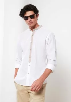 LC WAIKIKI Slim Fit Judge Collar Long Sleeve Poplin Men's Shirt