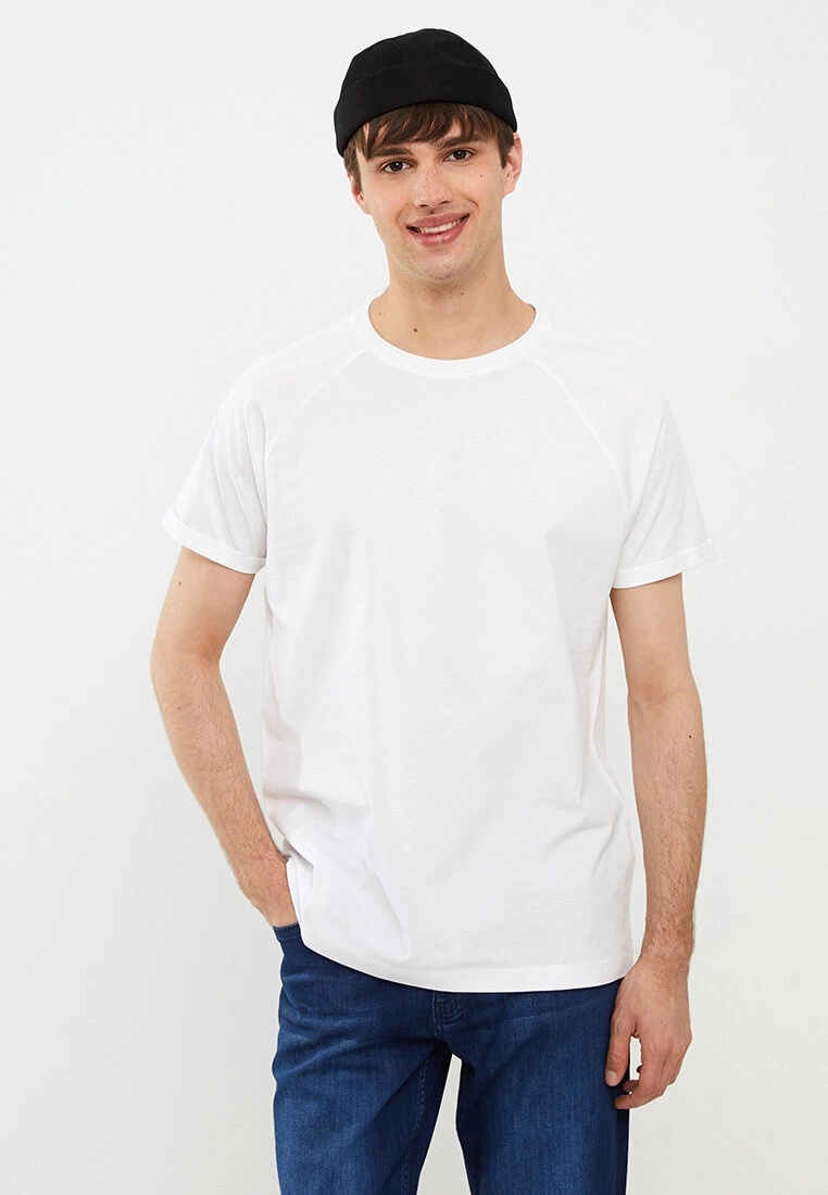 LC WAIKIKI Crew Neck Short Sleeve Basic Pique Men's T-Shirt 4 LC WAIKIKI Crew Neck Short Sleeve Basic Pique Men's T-Shirt - Image 2