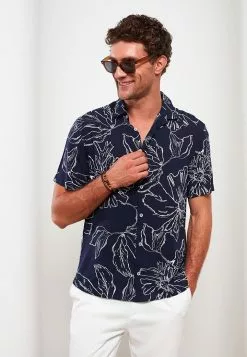 LC WAIKIKI Comfortable Fit Short Sleeve Patterned Viscose Men's Shirt