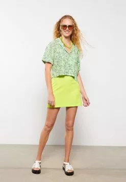 LC WAIKIKI Front Button Closure Floral Short Sleeve Viscose Women's Shirt