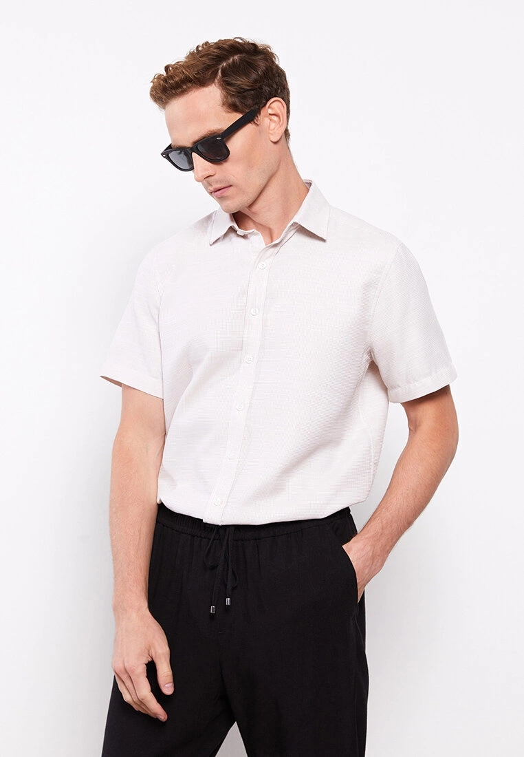 LC WAIKIKI Regular Fit Short Sleeve Twill Shirt 3 LC WAIKIKI Regular Fit Short Sleeve Twill Shirt