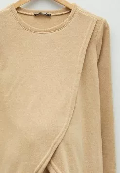 LC WAIKIKI Crew Neck Plain Long Sleeve Maternity Sweatshirt With Breastfeeding -LC WAIKIKI popular shop lc waikiki 5733 1406726 7