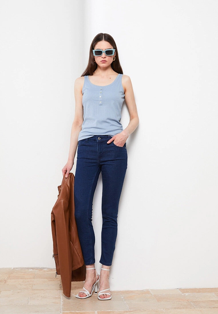 LC WAIKIKI Skinny Fit Straight Pocket Detailed Women's Rodeo Jeans 3 LC WAIKIKI Skinny Fit Straight Pocket Detailed Women's Rodeo Jeans