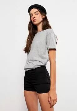 LC WAIKIKI Standard Fit Straight Women's Jean Shorts 10 LC WAIKIKI Standard Fit Straight Women's Jean Shorts -LC WAIKIKI popular shop lc waikiki 6233 9028236 2