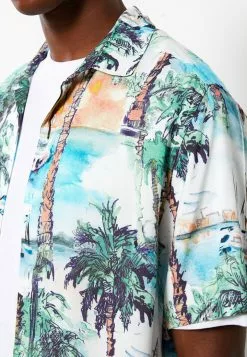 LC WAIKIKI Regular Fit Short Sleeve Patterned Poplin Men's Shirt 10 LC WAIKIKI Regular Fit Short Sleeve Patterned Poplin Men's Shirt -LC WAIKIKI popular shop lc waikiki 6379 1038236 3