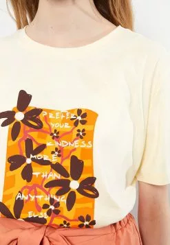 LC WAIKIKI Crew Neck Printed Short Sleeve Cotton Women's T-Shirt -LC WAIKIKI popular shop lc waikiki 6492 8738236 3