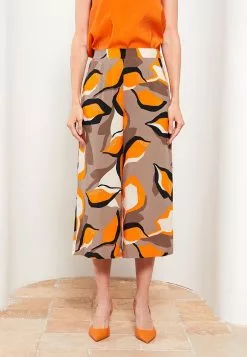 LC WAIKIKI Patterned Viscose Women Capri 11 LC WAIKIKI Patterned Viscose Women Capri -LC WAIKIKI popular shop lc waikiki 6514 8019726 4