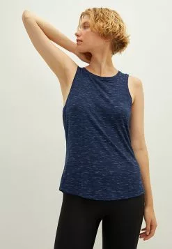 LC WAIKIKI Crew Neck Plain Women's Sports Athlete