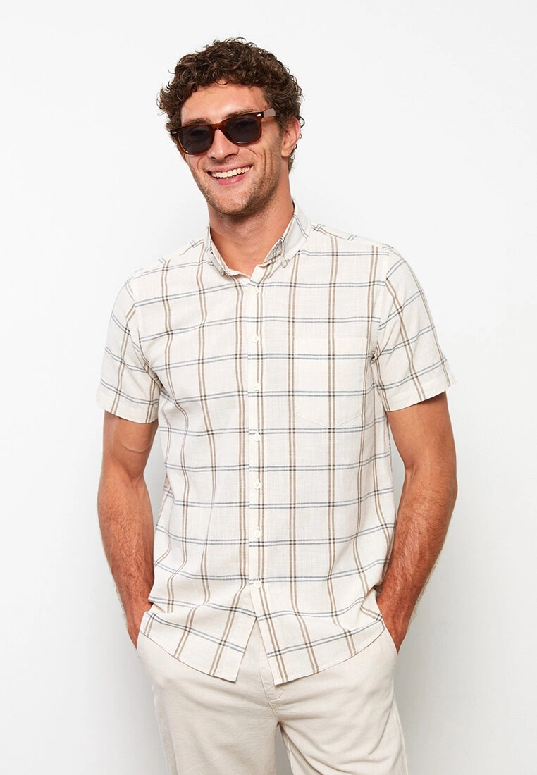 LC WAIKIKI Regular Fit Short Sleeve Plaid Poplin Men's Shirt 4 LC WAIKIKI Regular Fit Short Sleeve Plaid Poplin Men's Shirt - Image 2