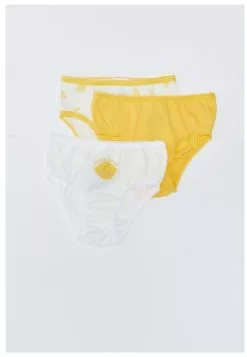 LC WAIKIKI Baby Girl Panties With Elastic Waist 3 Pcs