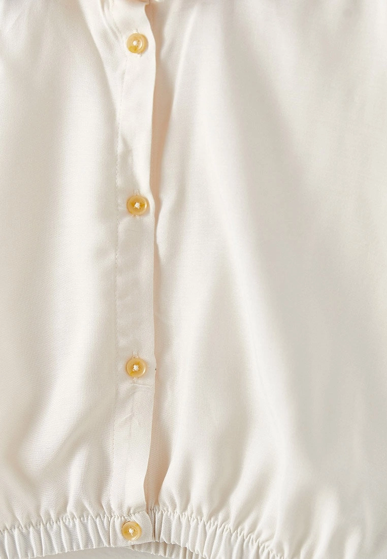 LC WAIKIKI Basic Short Sleeve Viscose Girl Crop Shirt 5 LC WAIKIKI Basic Short Sleeve Viscose Girl Crop Shirt - Image 3