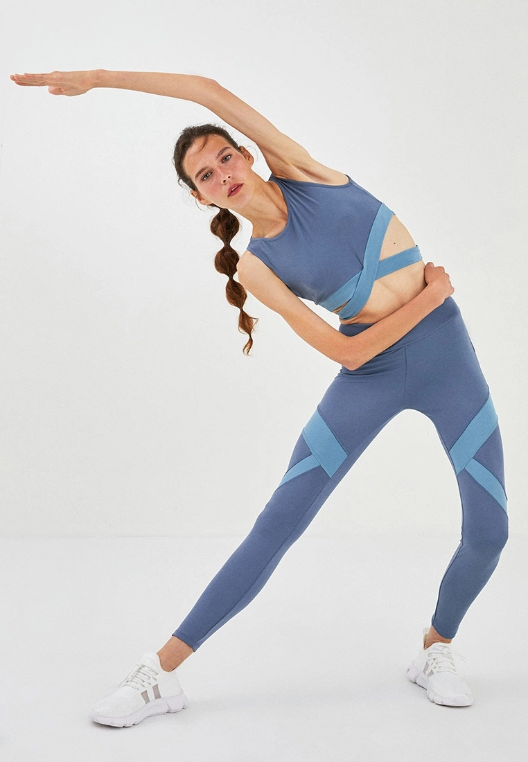 LC WAIKIKI Crew Neck Straight Sports Bra 5 LC WAIKIKI Crew Neck Straight Sports Bra - Image 4