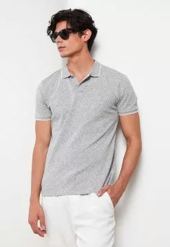 LC WAIKIKI Polo Neck Short Sleeve Piqué Men's T-Shirt -LC WAIKIKI popular shop lc waikiki 6880 6723036 2