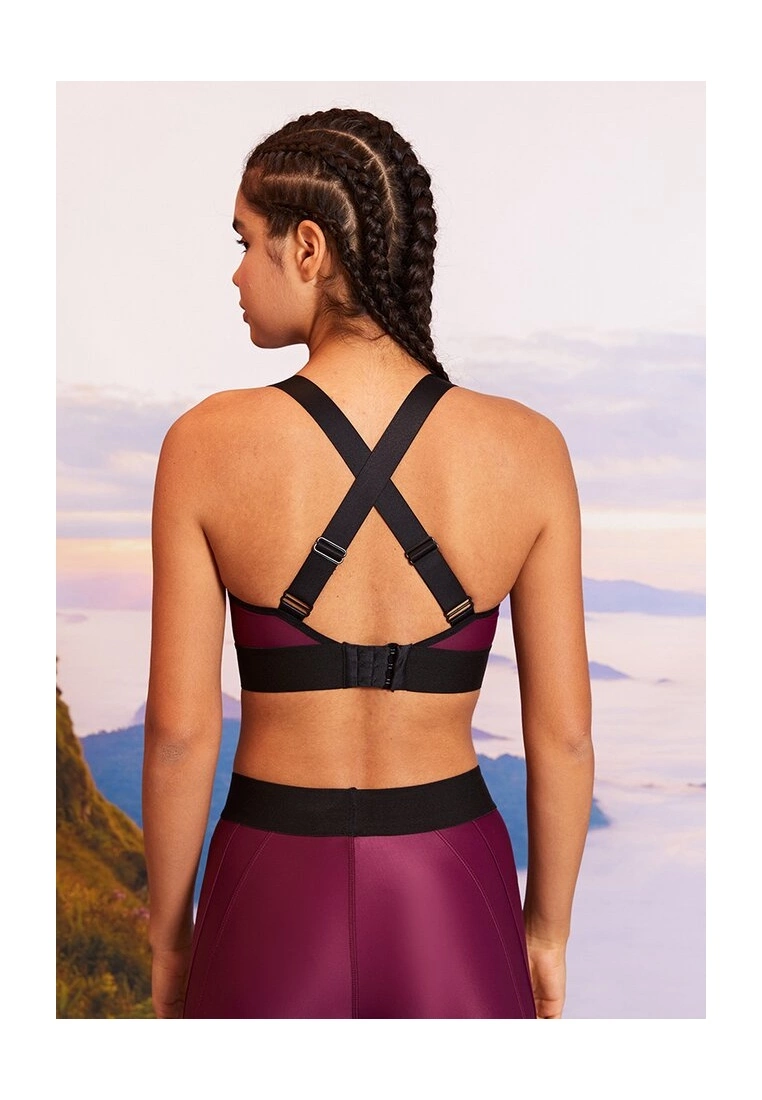 LC WAIKIKI Colorblock Women's Sports Bra 3 LC WAIKIKI Colorblock Women's Sports Bra - Image 2