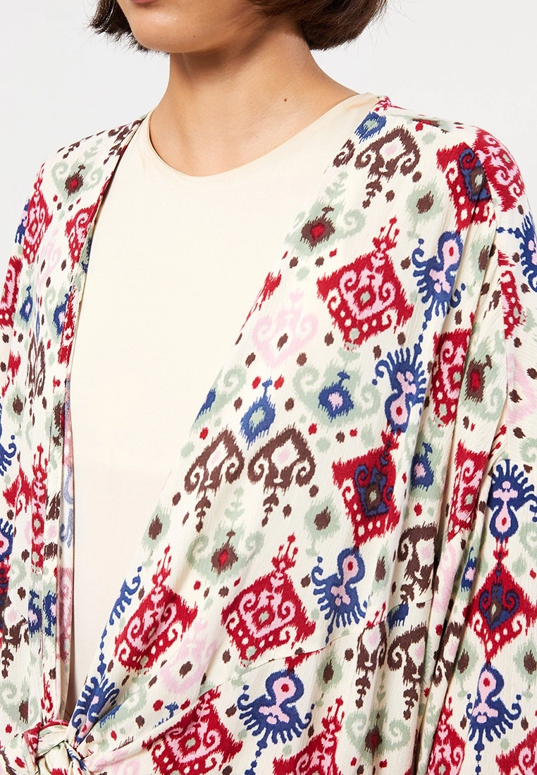 LC WAIKIKI Shawl Collar Patterned Long Sleeve Viscose Women's Kimono 6 LC WAIKIKI Shawl Collar Patterned Long Sleeve Viscose Women's Kimono - Image 4