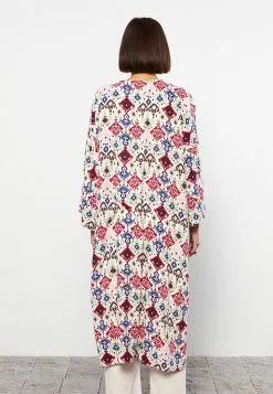 LC WAIKIKI Shawl Collar Patterned Long Sleeve Viscose Women's Kimono 12 LC WAIKIKI Shawl Collar Patterned Long Sleeve Viscose Women's Kimono -LC WAIKIKI popular shop lc waikiki 6894 5913036 5