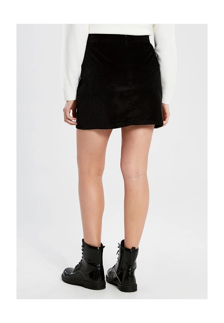 LC WAIKIKI A-Line Mini Skirt 4 LC WAIKIKI A-Line Mini Skirt - Image 2