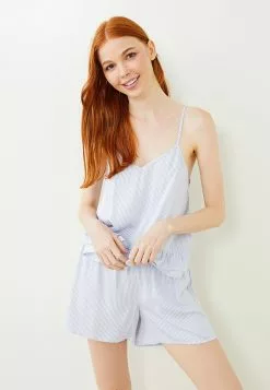 LC WAIKIKI Heart Collar Striped Strap Viscose Women's Pajamas Set 8 LC WAIKIKI Heart Collar Striped Strap Viscose Women's Pajamas Set -LC WAIKIKI popular shop lc waikiki 6923 9023036 2
