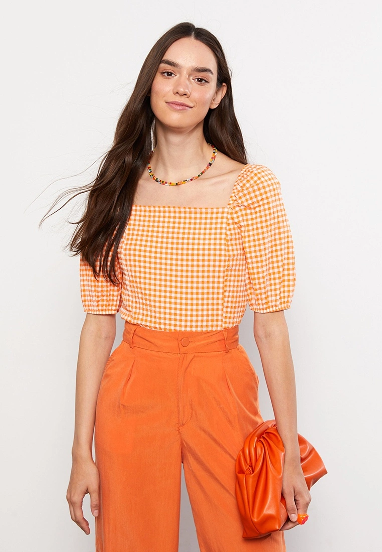 LC WAIKIKI Square Collar Plaid Short Sleeve Women's Blouse 4 LC WAIKIKI Square Collar Plaid Short Sleeve Women's Blouse - Image 2