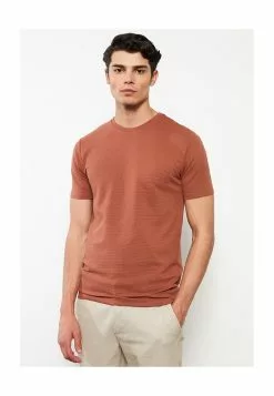 LC WAIKIKI Crew Neck Short Sleeves Men's T-Shirt -LC WAIKIKI popular shop lc waikiki 6929 5106726 4