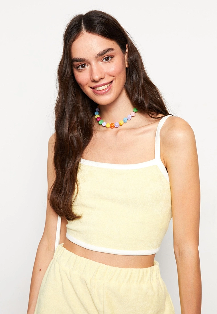 LC WAIKIKI U Neck Straight Strap Crop Female Athlete 4 LC WAIKIKI U Neck Straight Strap Crop Female Athlete - Image 2